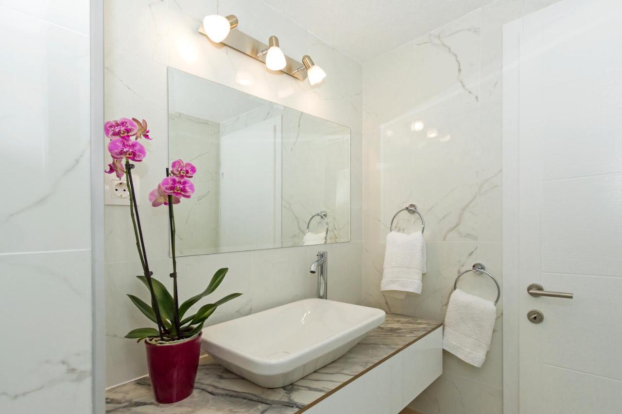 Ines Apartments โอครีด ภายนอก รูปภาพ